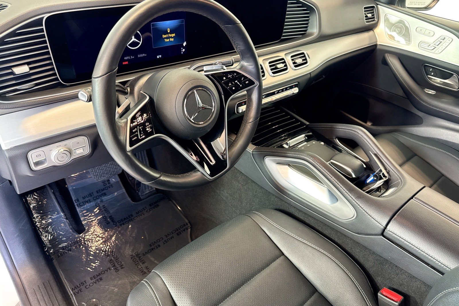 Used 2025 Mercedes-Benz GLE 350 4MATIC image 9