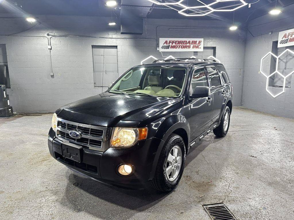Used 2012 Ford Escape XLT FWD image 2