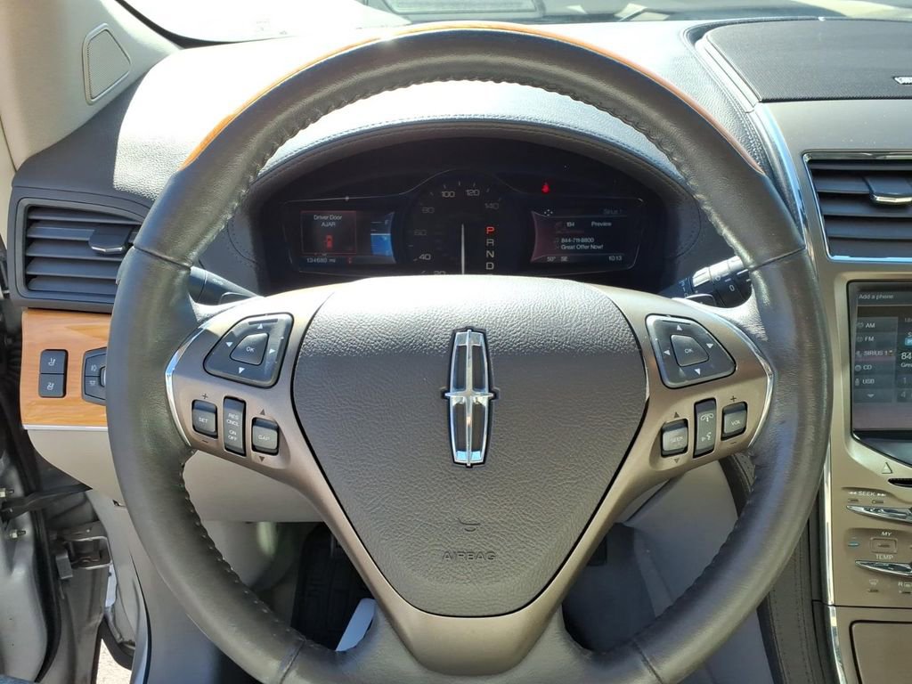 Used 2014 Lincoln MKX AWD w/ Equipment Group 101A image 18