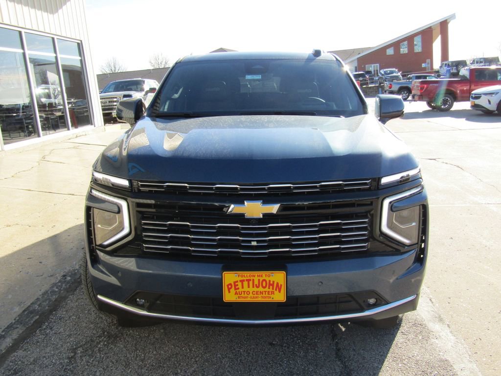 New 2026 Chevrolet Suburban High Country image 13