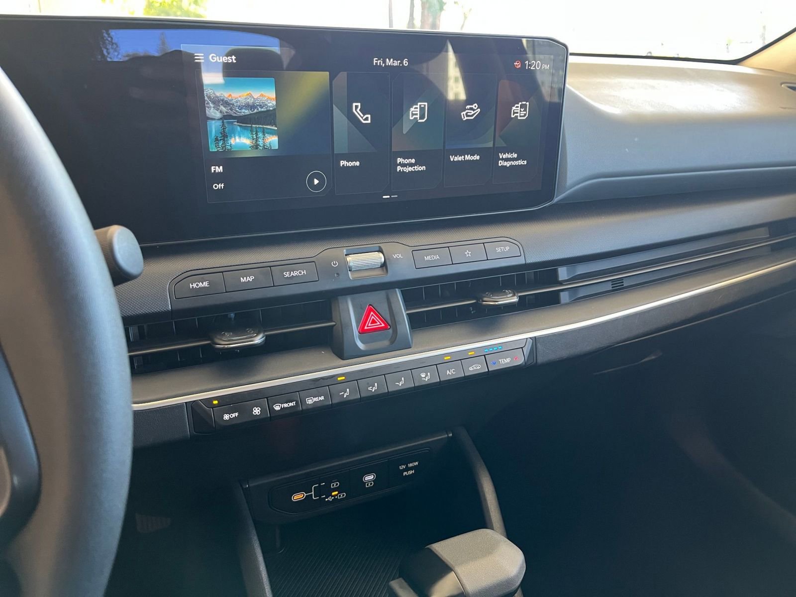 Used 2025 Kia K4 LXS image 17