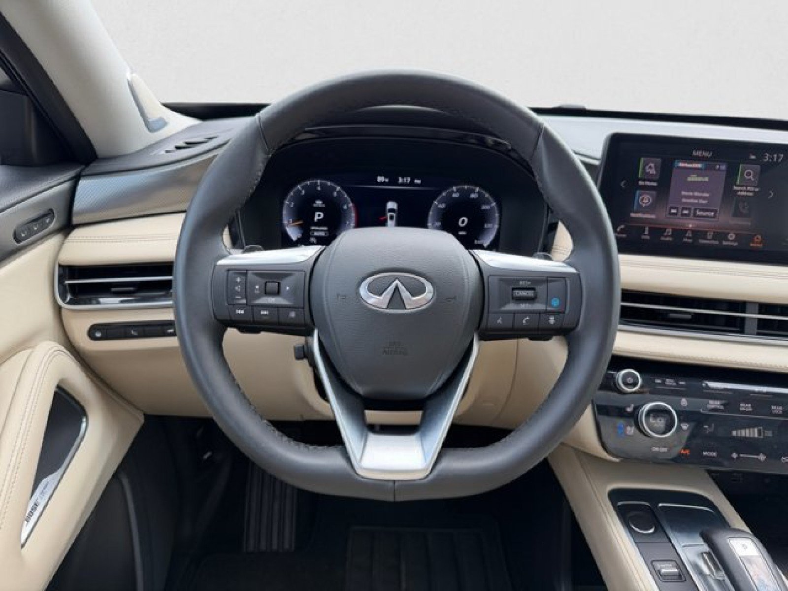 Certified 2025 INFINITI QX60 Luxe w/ Vision Package AWD/4WD image 15