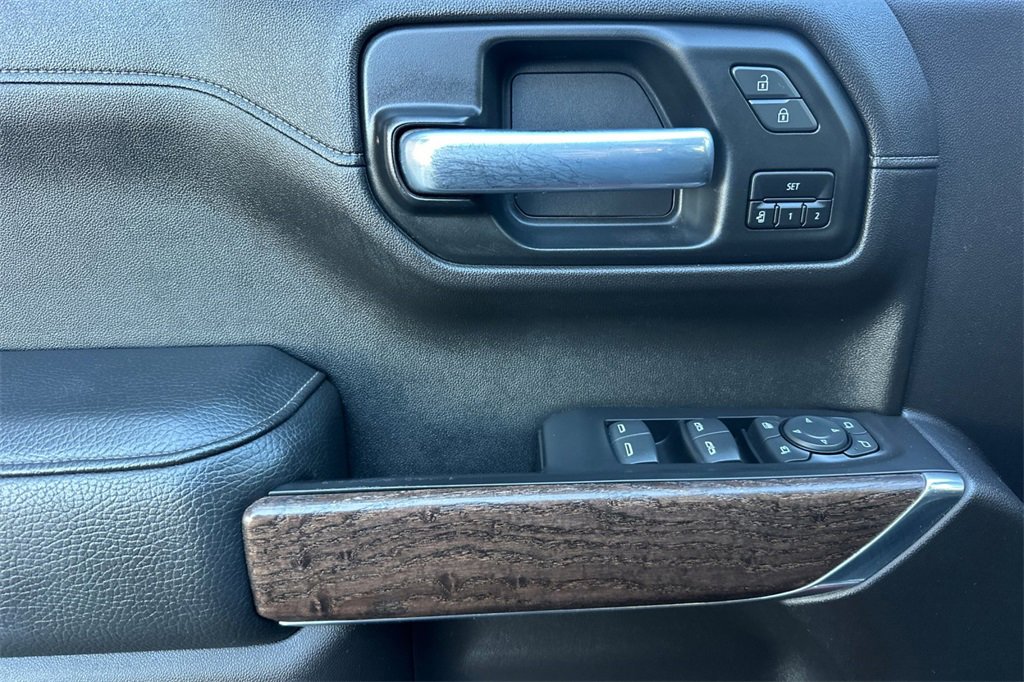 Used 2021 GMC Sierra 1500 Denali w/ Denali Ultimate Package image 12