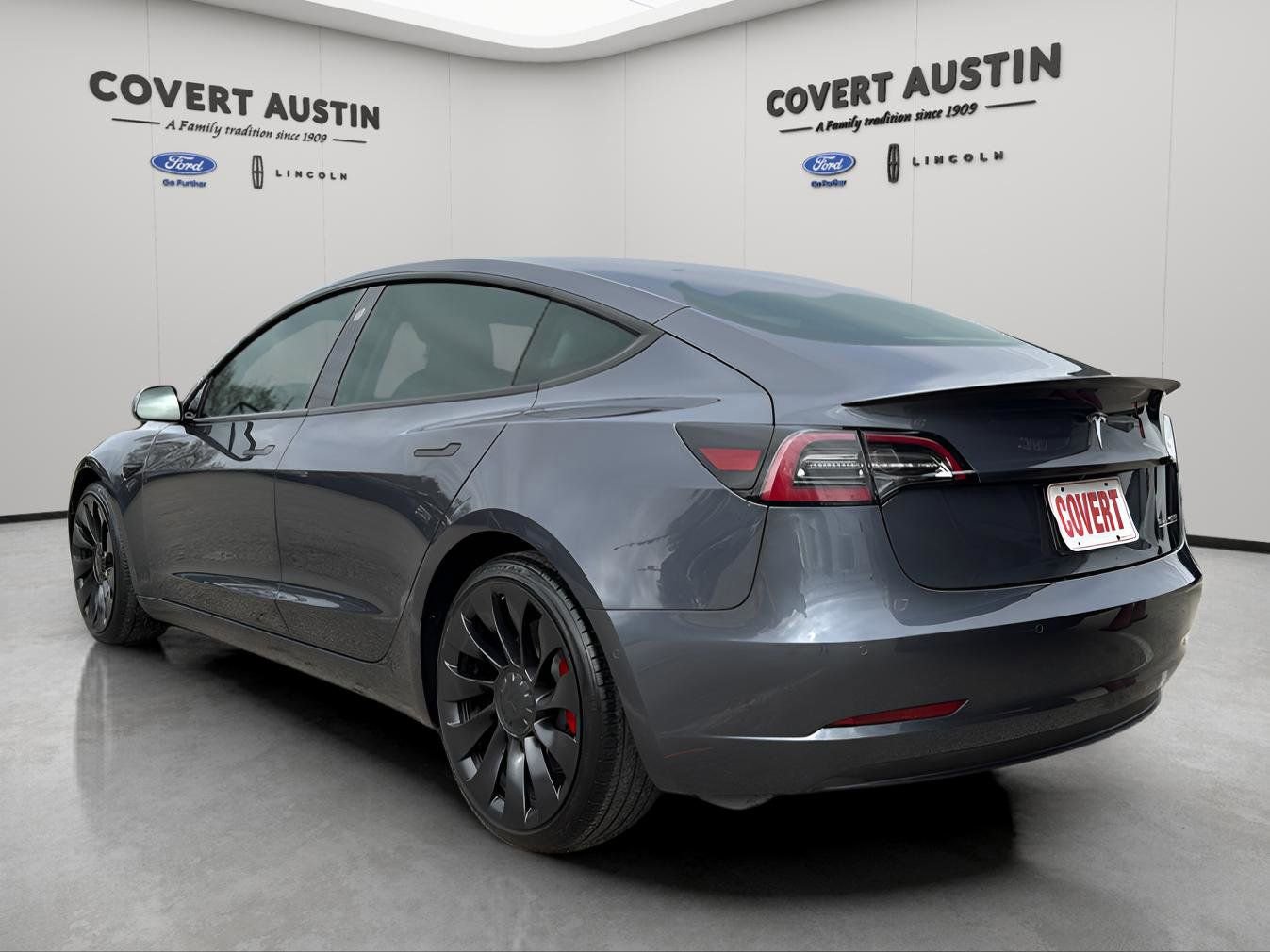 Used 2022 Tesla Model 3 Performance image 3