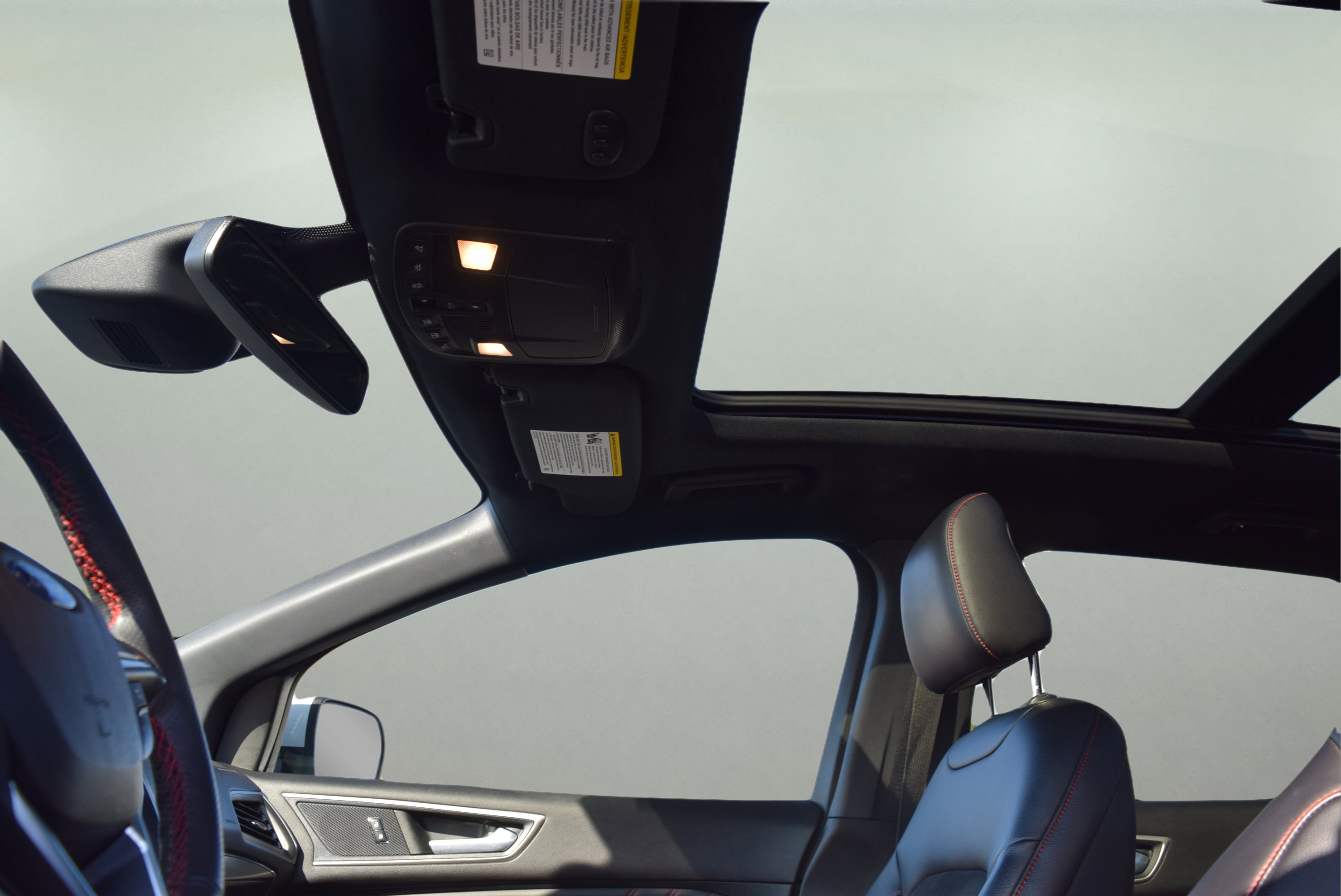 Used 2022 Ford Edge ST-Line w/ Cargo Accessory Package image 11