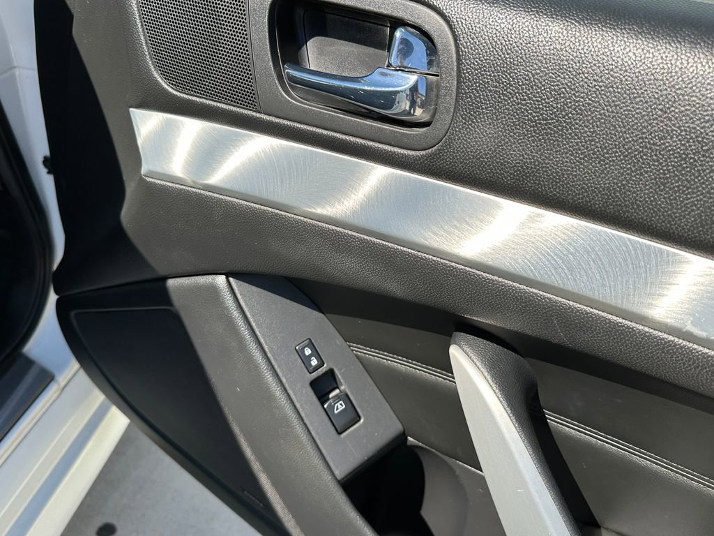 Used 2014 INFINITI Q60 Journey w/ Premium Package image 19