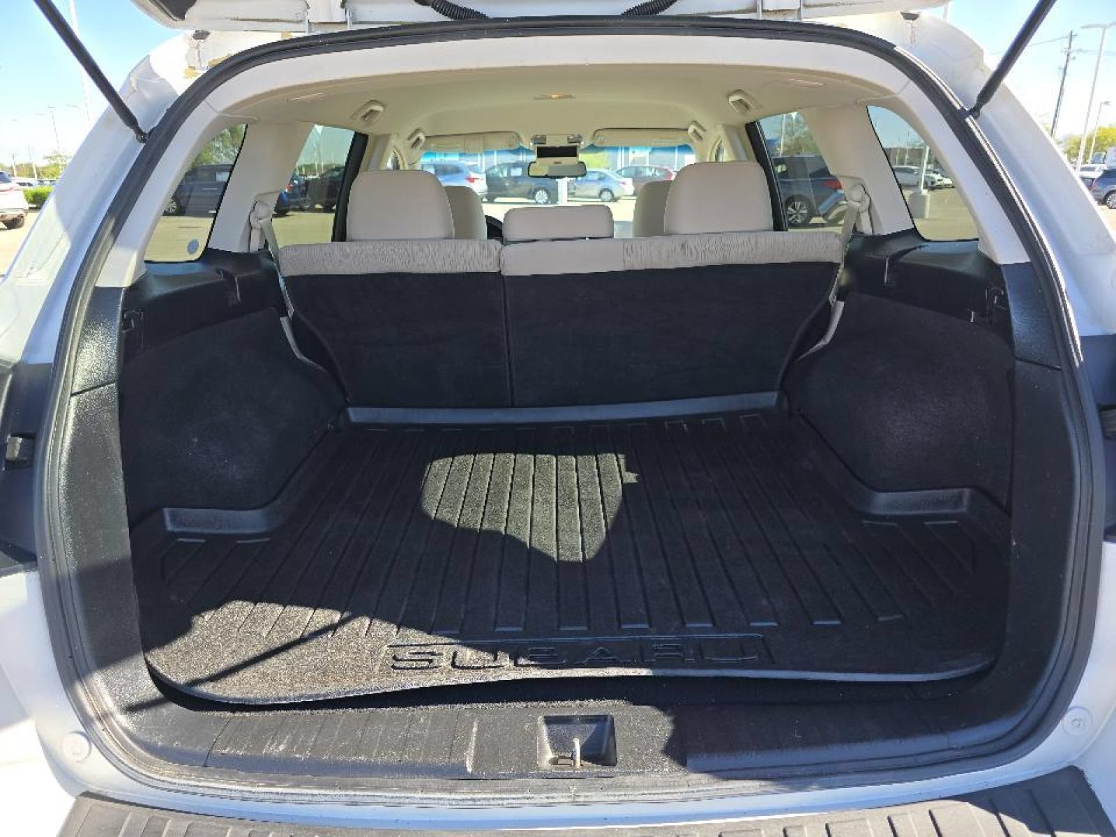 Used 2014 Subaru Outback 2.5i Premium AWD/4WD image 22