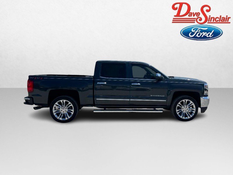 Used 2018 Chevrolet Silverado 1500 LTZ w/ Sport Package AWD/4WD image 5