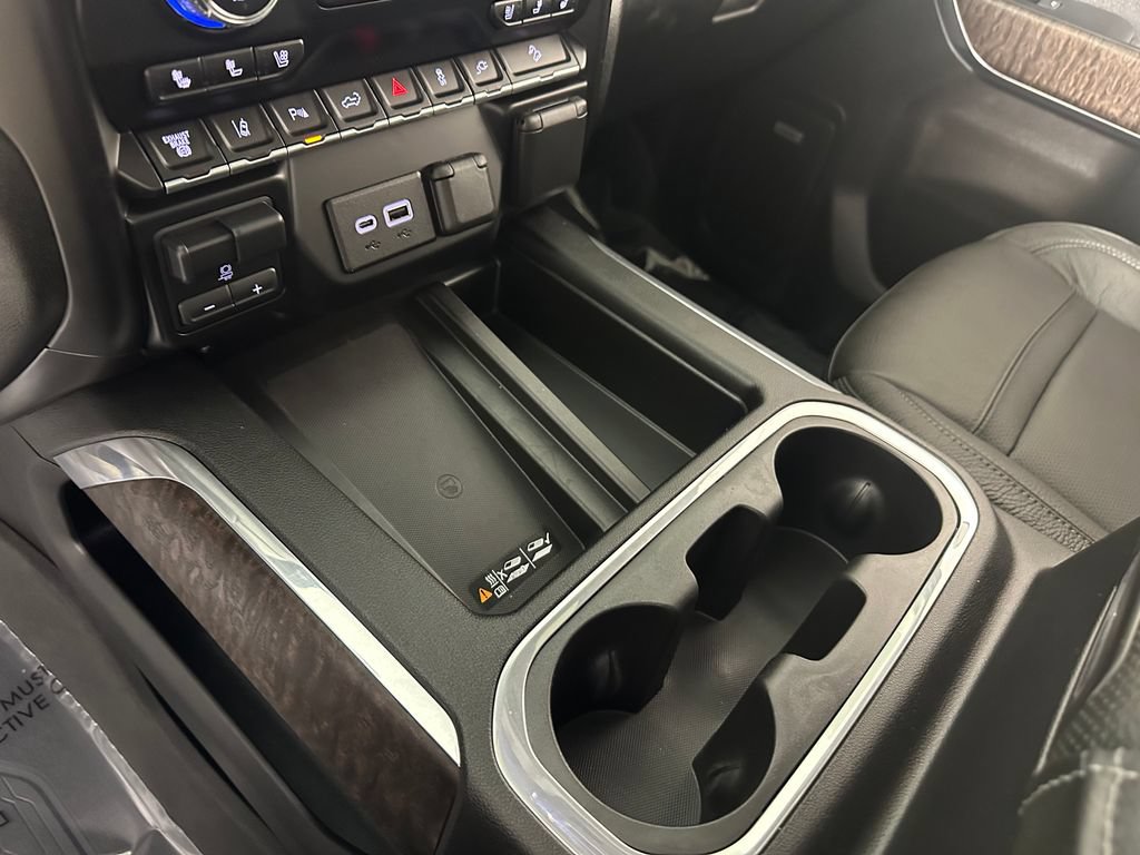 Used 2020 GMC Sierra 2500 Denali w/ Denali Ultimate Package AWD/4WD image 40