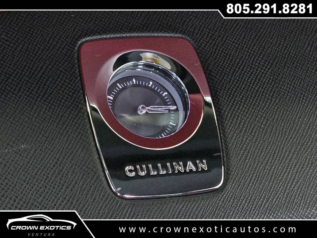 Used 2022 Rolls-Royce Cullinan w/ Interior Detailing Package AWD/4WD image 43