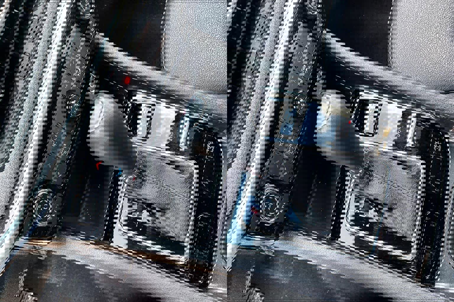 Used 2023 Jeep Compass Latitude w/ Sun and Sound Group image 37