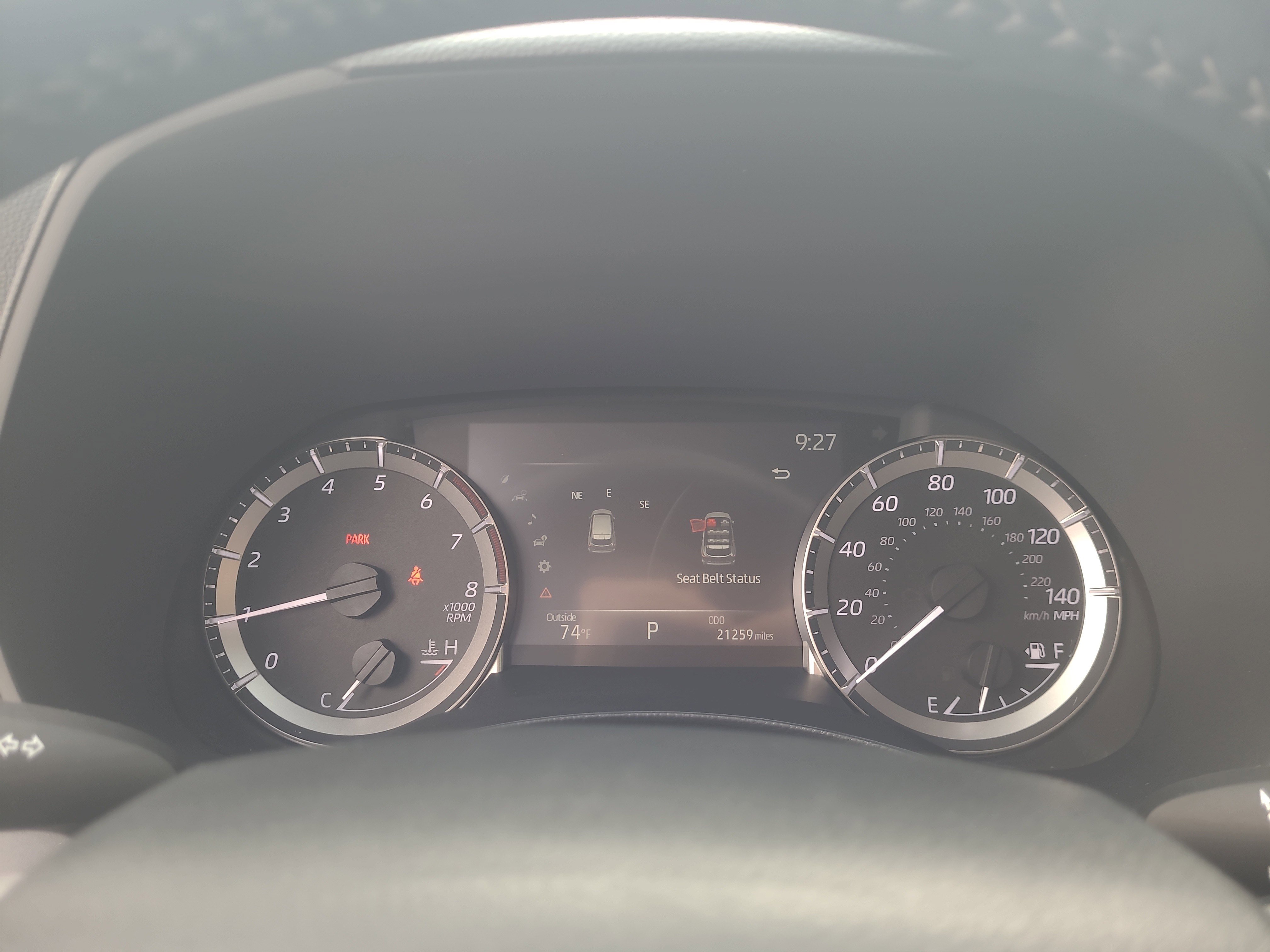 Used 2023 Toyota Highlander LE image 21