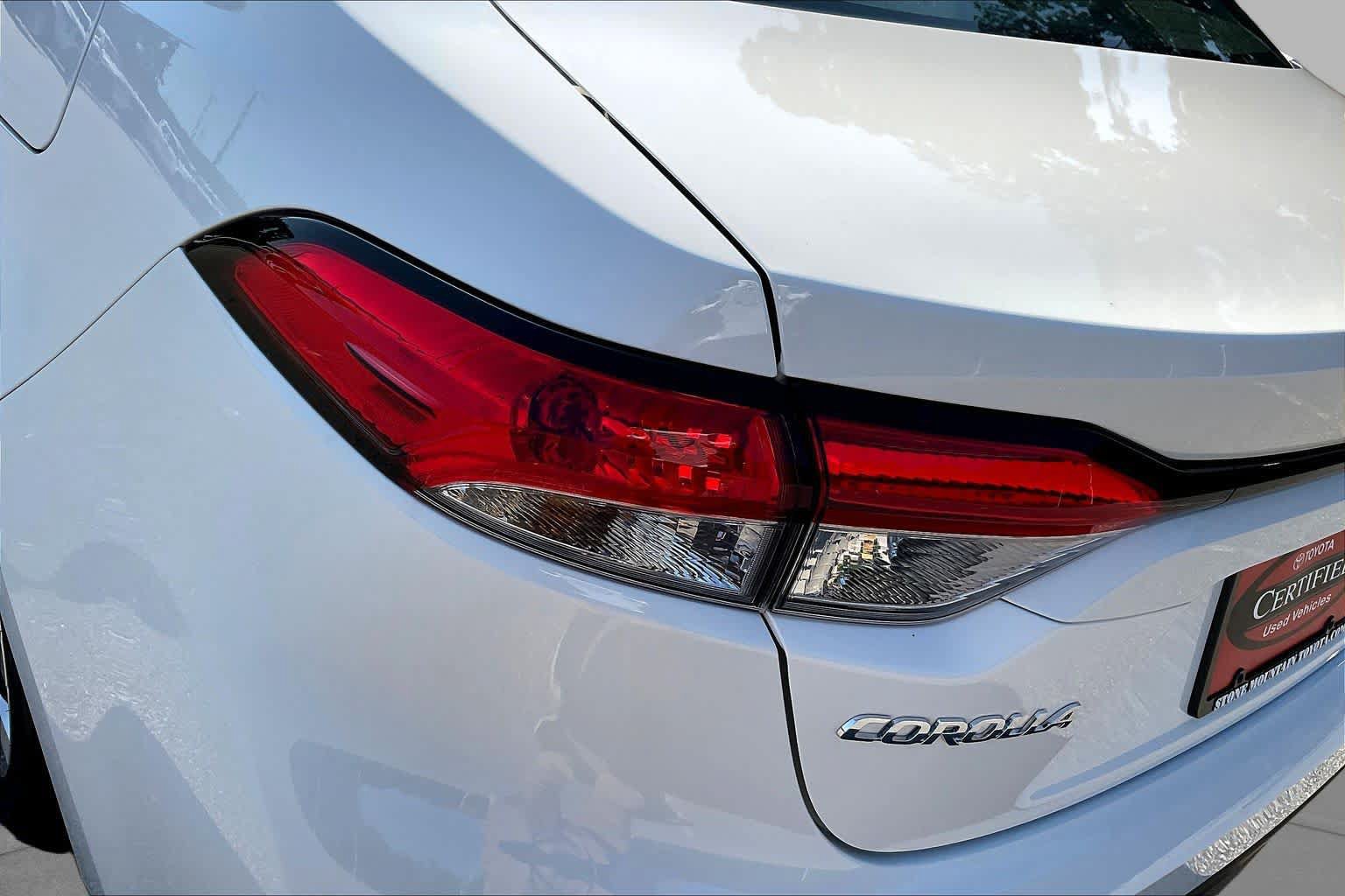 Used 2026 Toyota Corolla LE FWD image 27