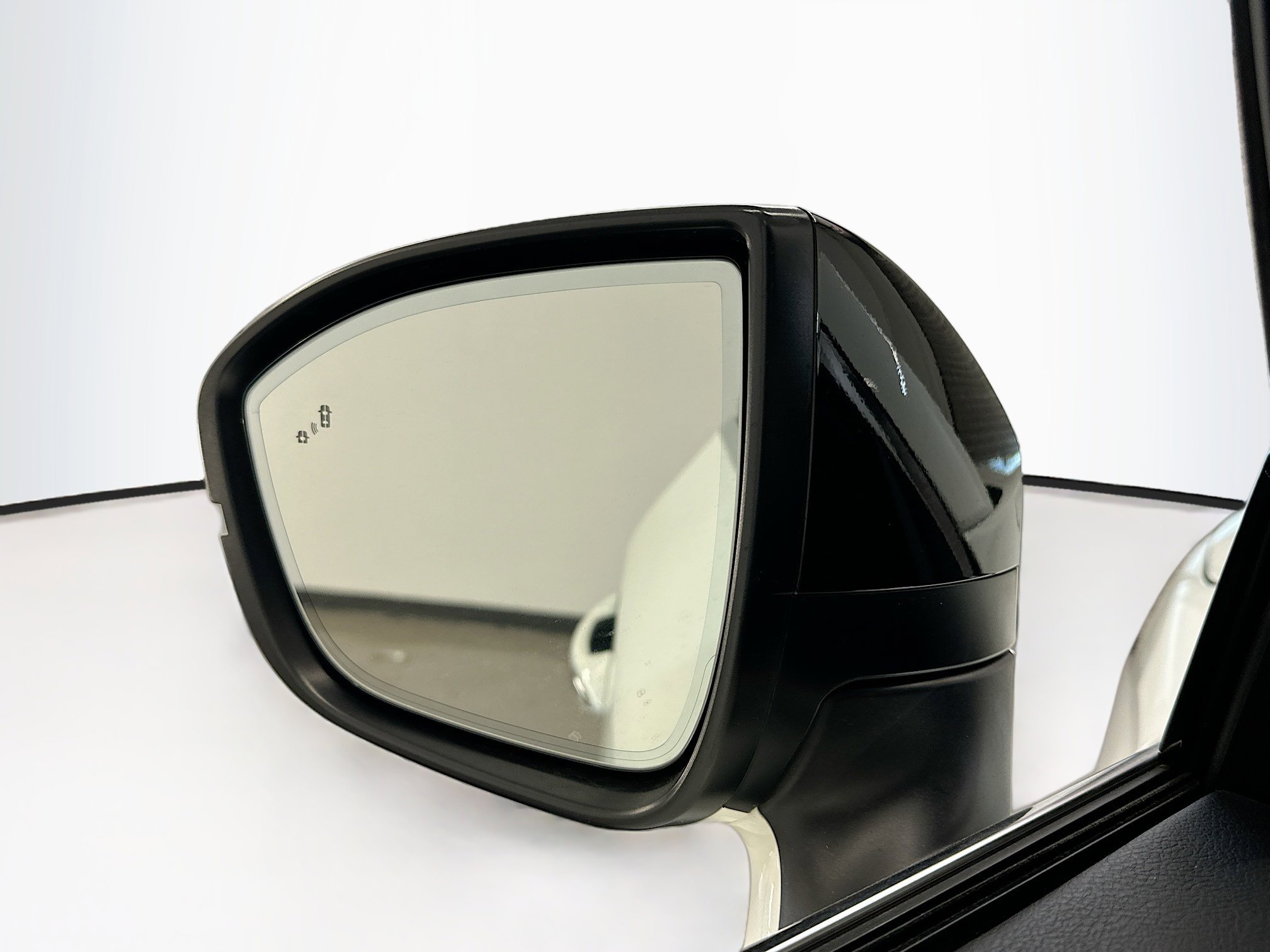 Used 2023 INFINITI QX60 Luxe AWD/4WD image 16