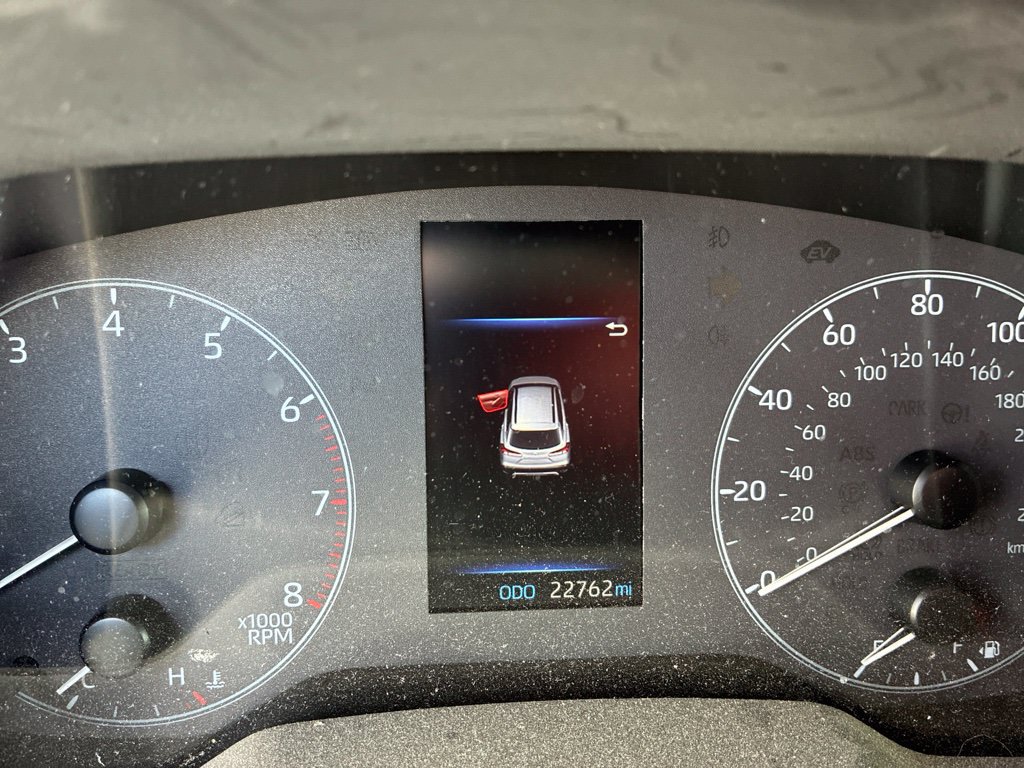 Used 2024 Toyota Corolla Cross AWD Hybrid image 6