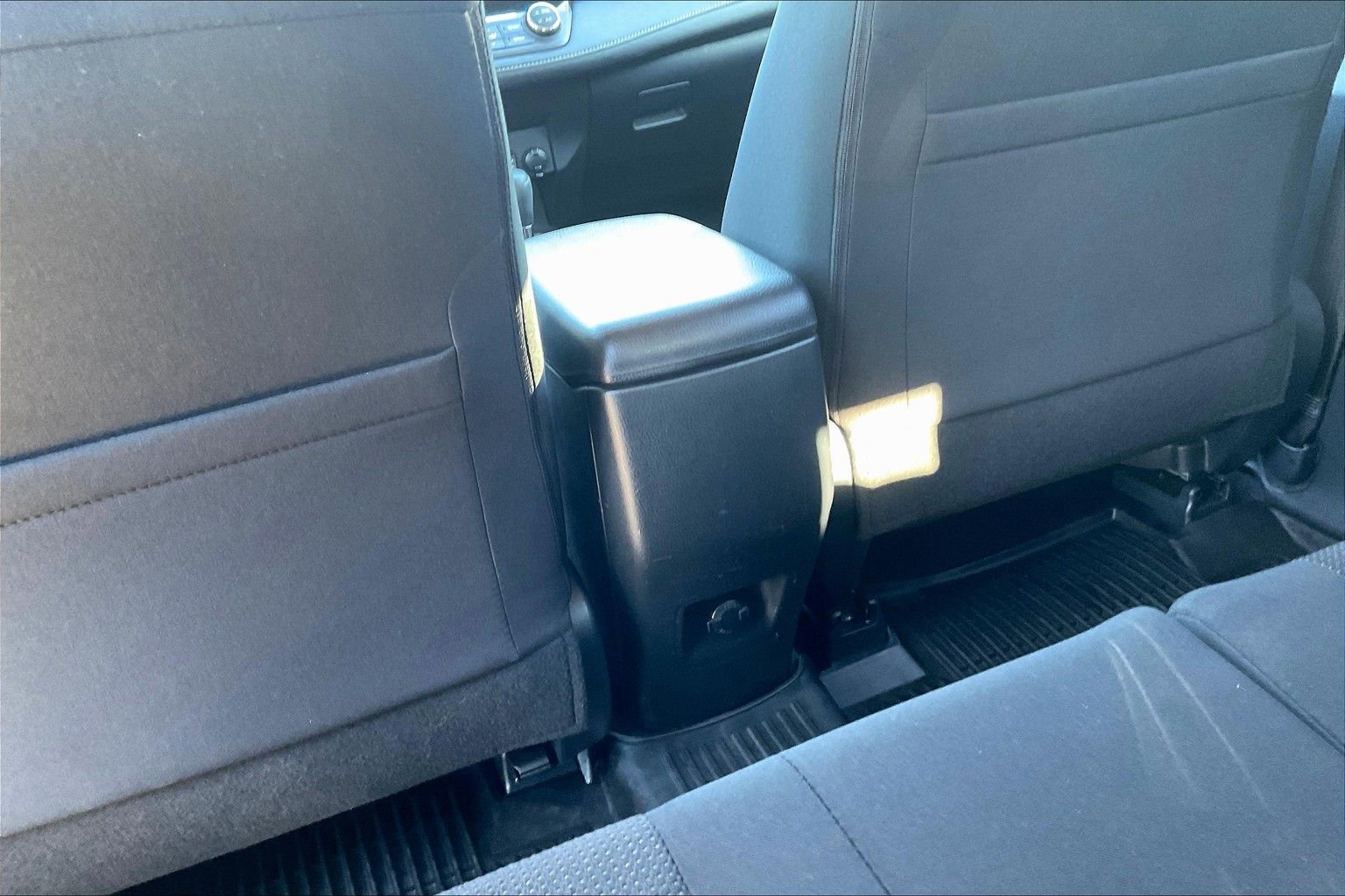 Used 2017 Toyota RAV4 XLE image 33
