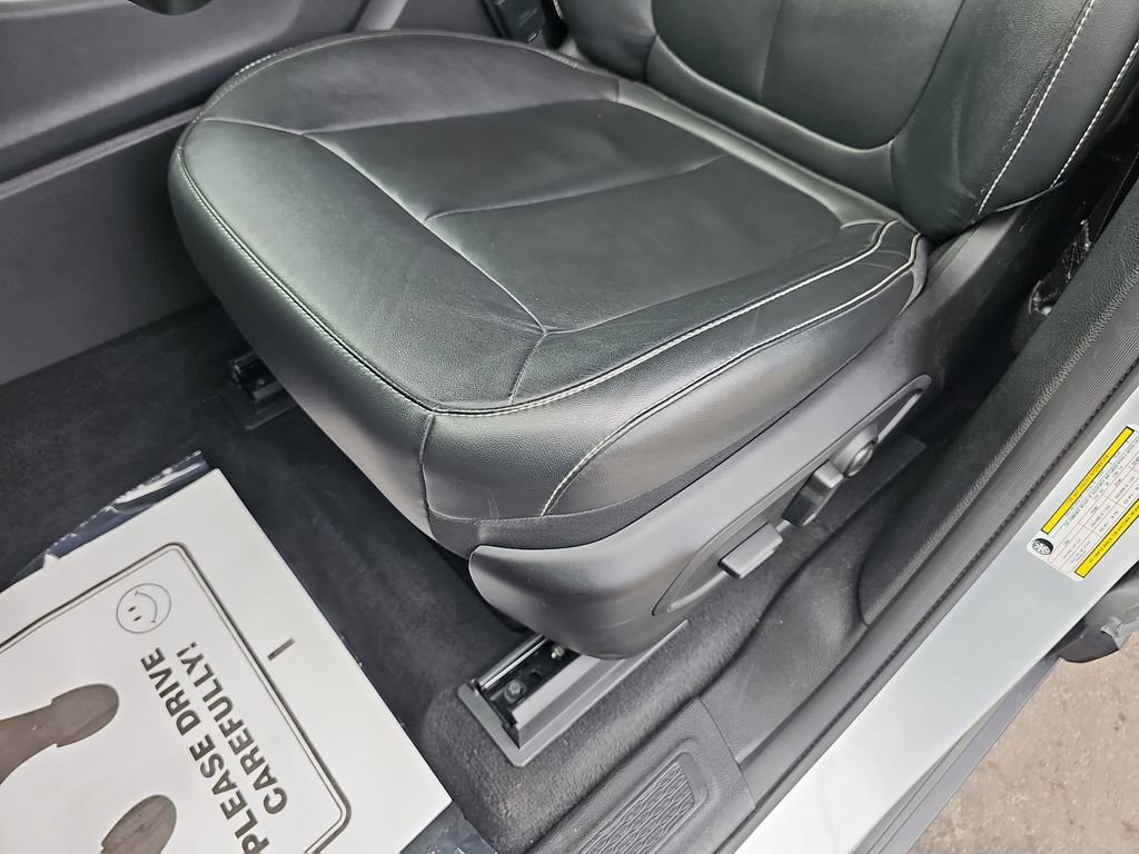 Used 2022 Jeep Grand Cherokee L Limited image 33