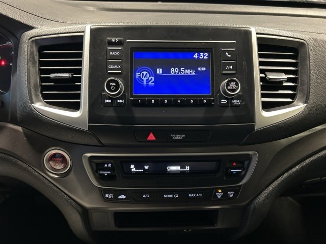 Used 2017 Honda Ridgeline RT image 4