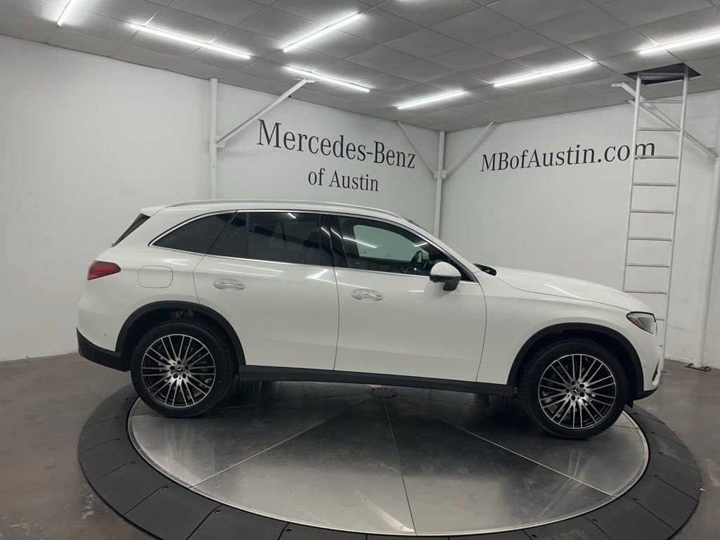 Used 2026 Mercedes-Benz GLC 300 image 8