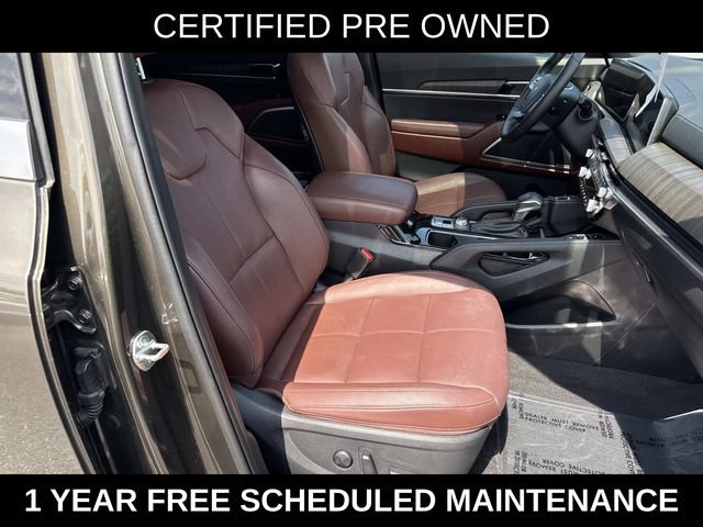Used 2024 Kia Telluride EX w/ EX Captain's Chair Package AWD/4WD image 9