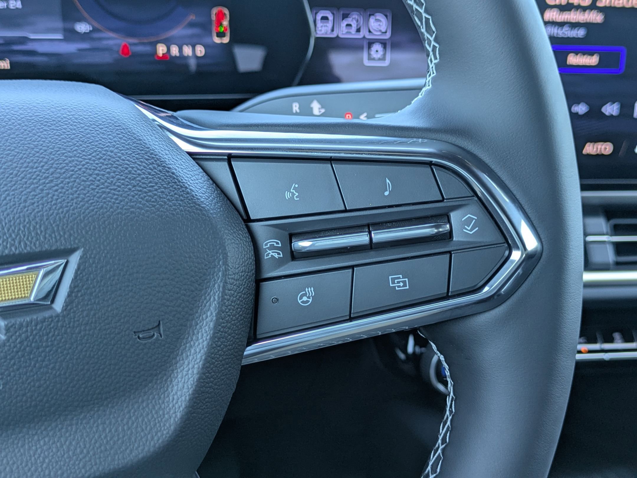 Used 2026 Chevrolet Equinox EV LT image 24