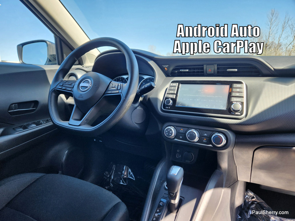 Used 2023 Nissan Kicks S image 2