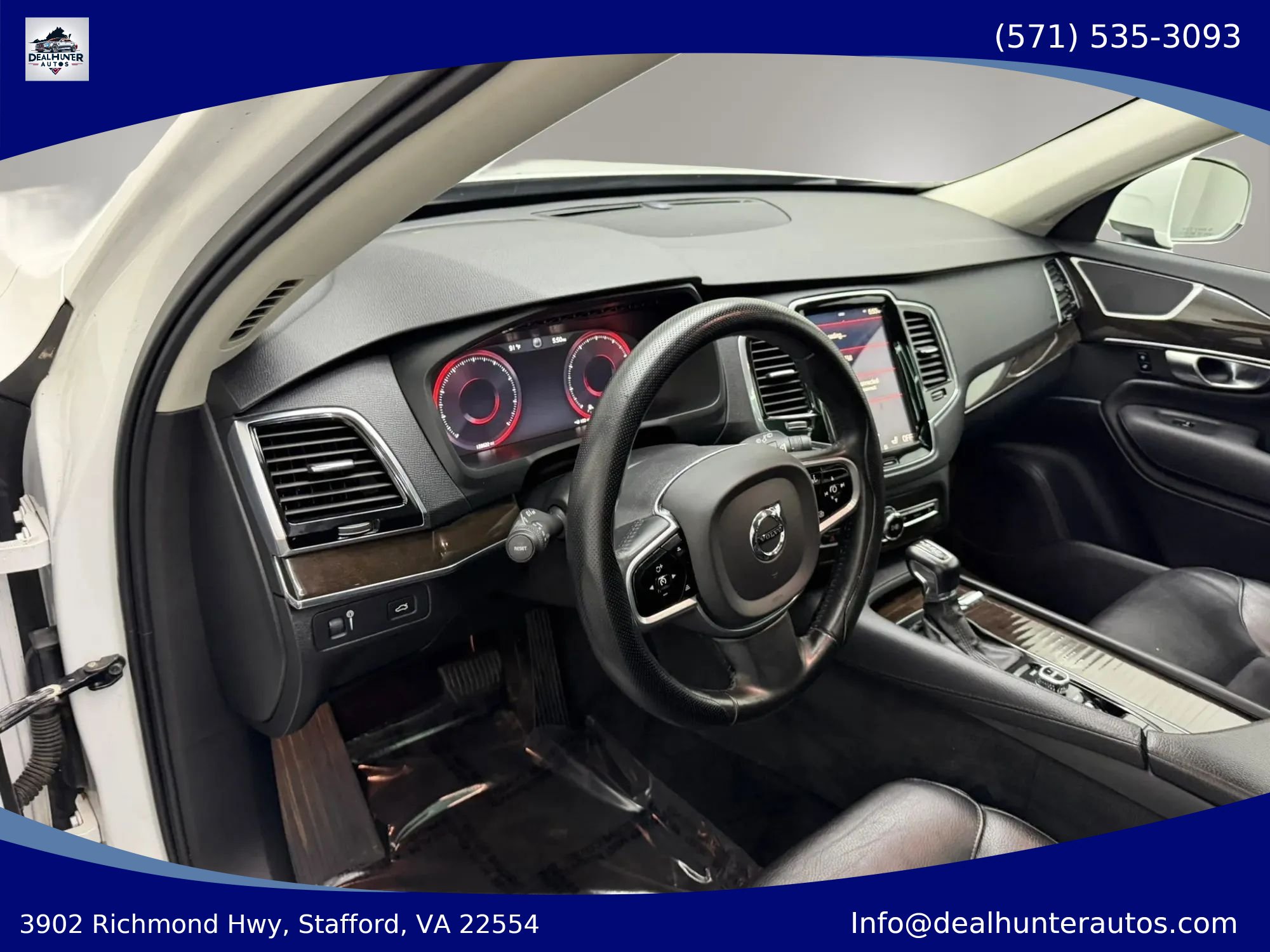Used 2017 Volvo XC90 T6 Momentum w/ Momentum Plus Package AWD/4WD image 27