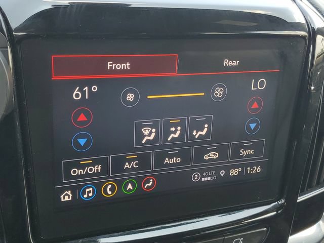 Used 2023 Chevrolet Traverse LT w/ LT Premium Package AWD/4WD image 30