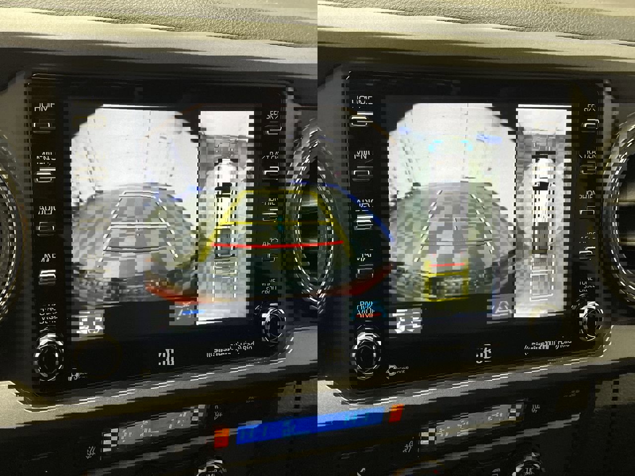 Used 2020 Toyota Tacoma TRD Sport w/ TRD Premium Sport Package image 6