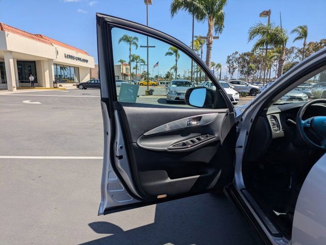 Used 2017 INFINITI QX50 2WD image 13