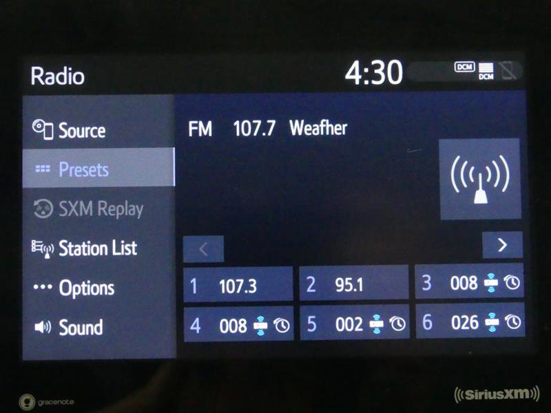 Used 2023 Toyota Camry SE image 10