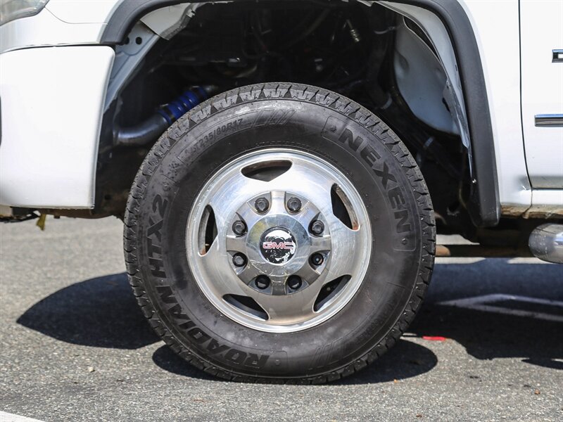 Used 2015 GMC Sierra 3500 Denali w/ Duramax Plus Package AWD/4WD image 12