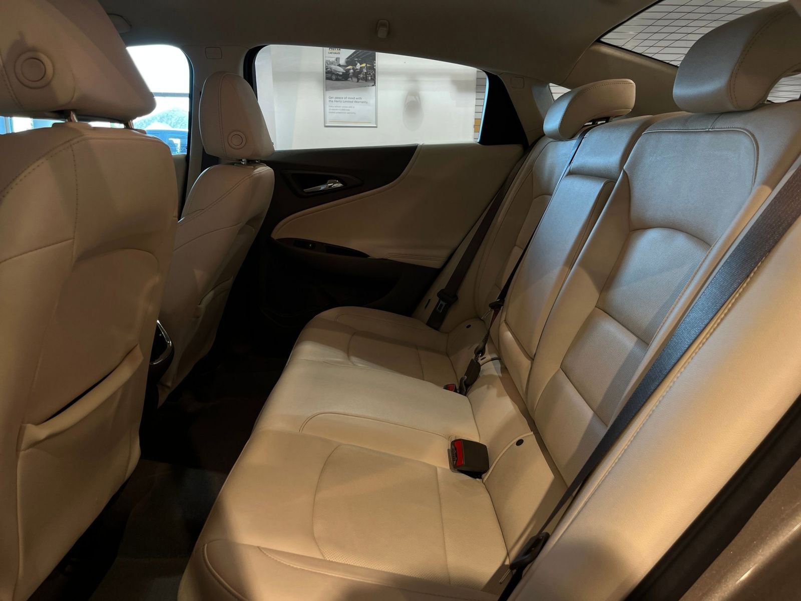 Used 2024 Chevrolet Malibu LT image 25