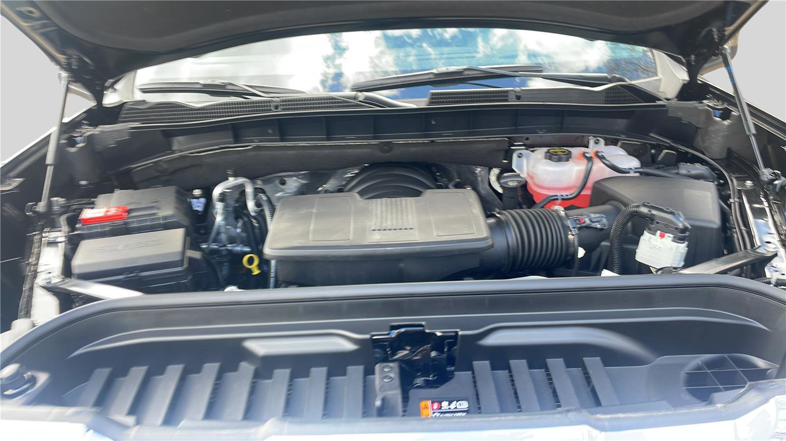 New 2026 GMC Sierra 1500 SLE image 23