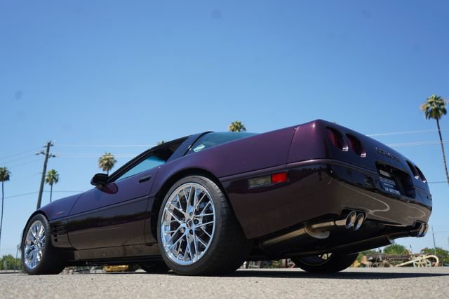 Used 1992 Chevrolet Corvette ZR-1 RWD image 48