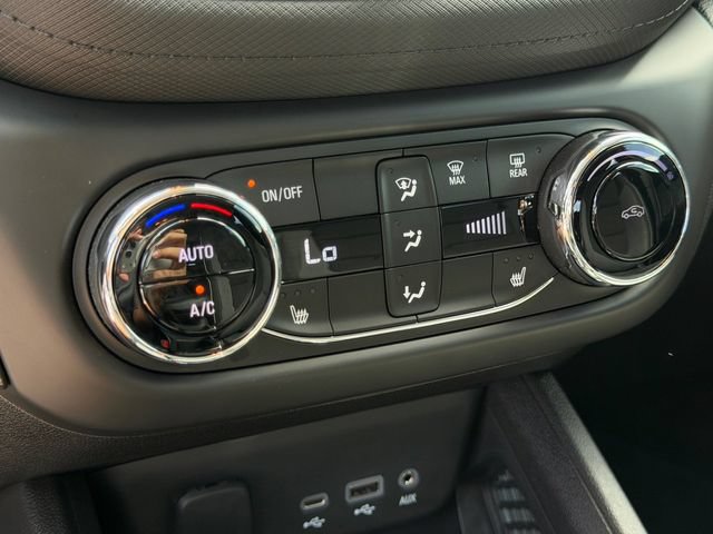 Used 2021 Chevrolet TrailBlazer LT w/ Convenience Package FWD image 21