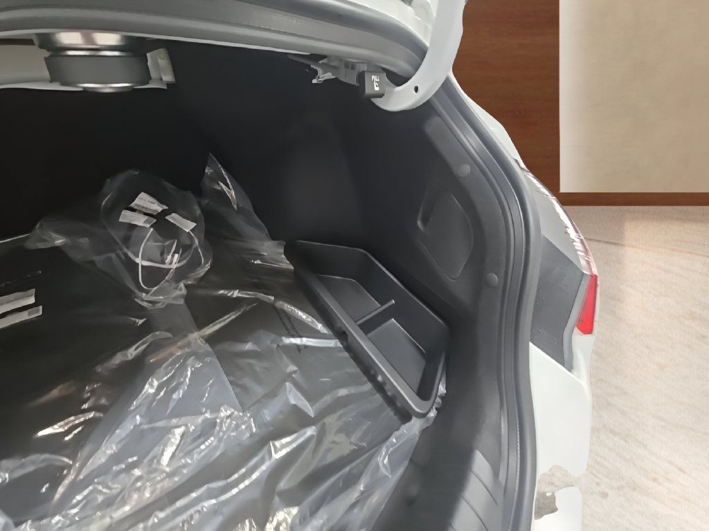 New 2026 Hyundai Elantra Limited FWD image 21