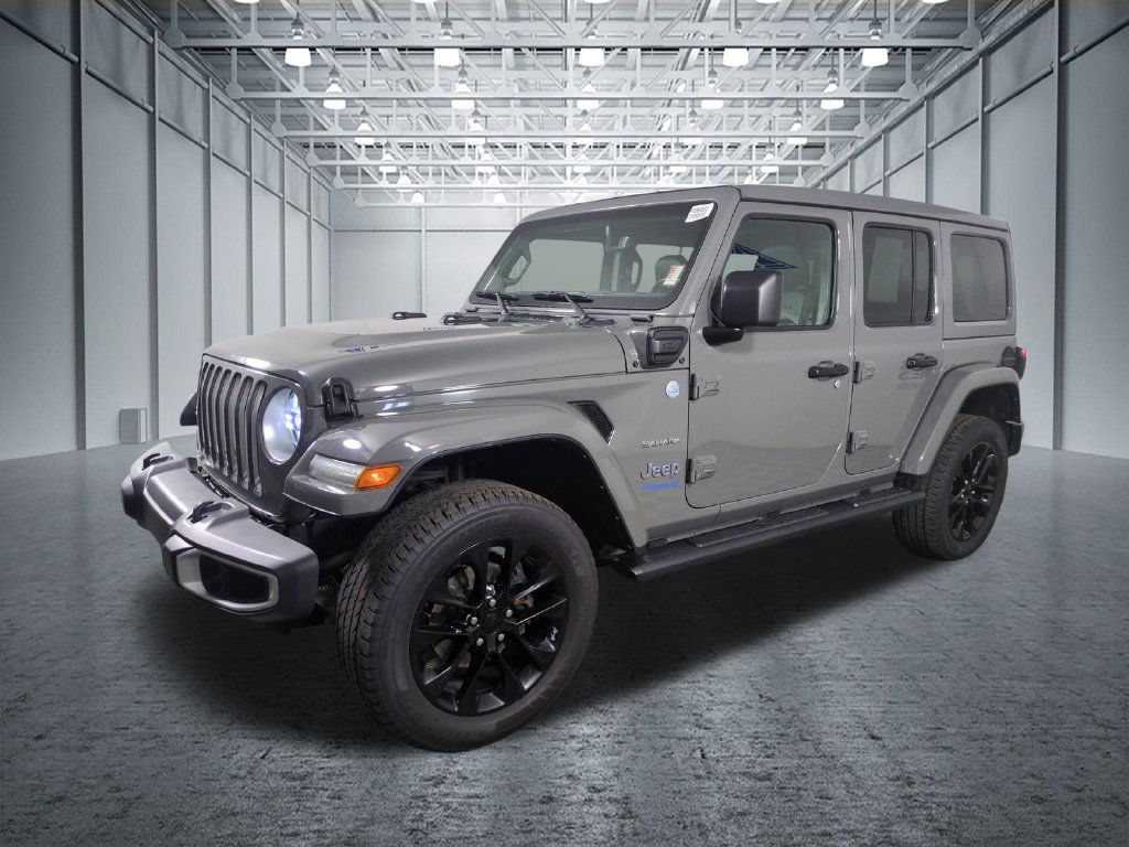 Used 2021 Jeep Wrangler Unlimited Sahara w/ Cold Weather Group AWD/4WD image 1