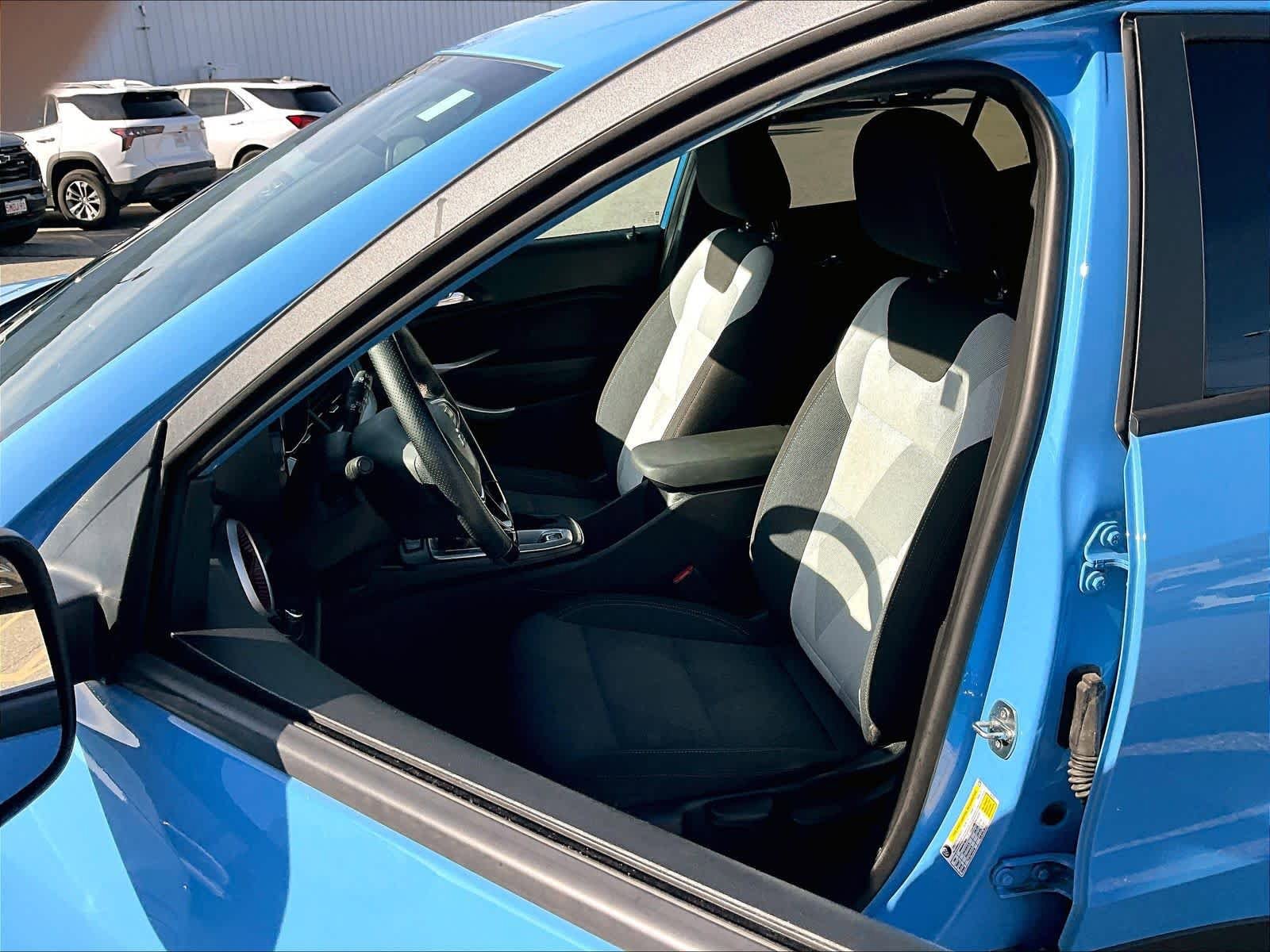 Used 2024 Chevrolet Trax RS w/ Driver Confidence Package FWD image 10