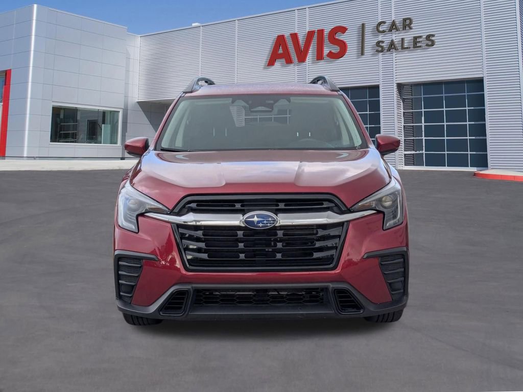 Used 2025 Subaru Ascent Premium image 2