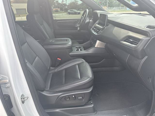 Used 2022 Chevrolet Suburban LT AWD/4WD image 18