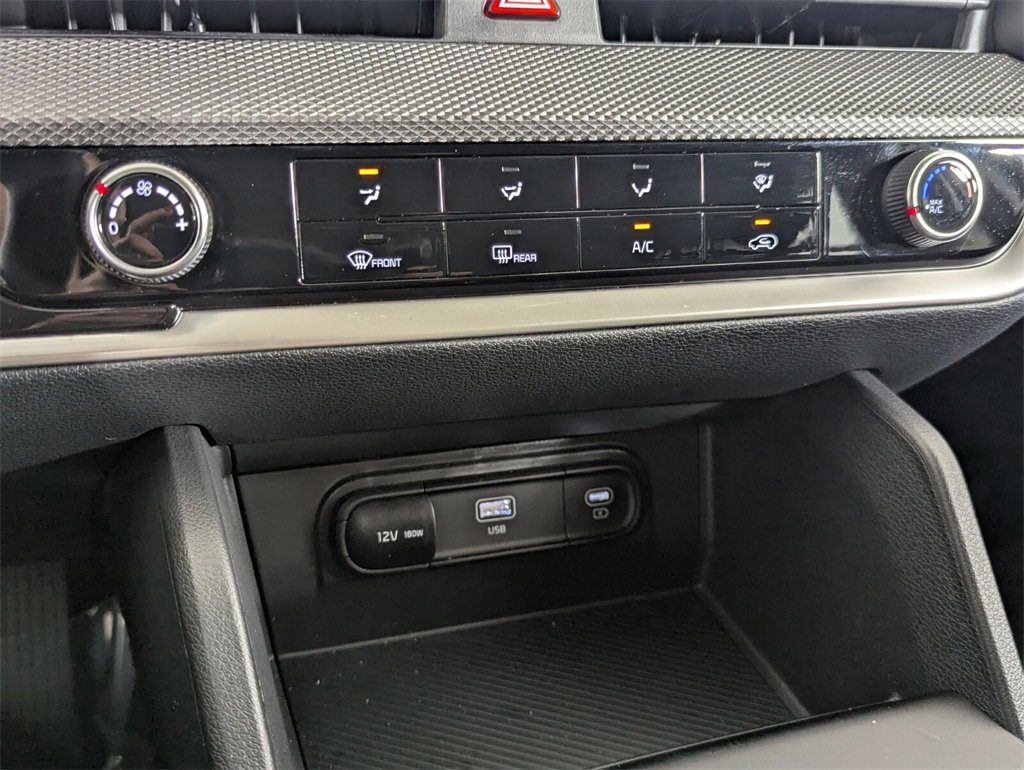 Used 2025 Kia Sportage LX image 19