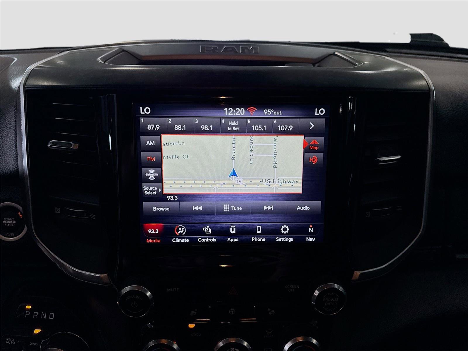 Used 2021 RAM 1500 Big Horn image 11