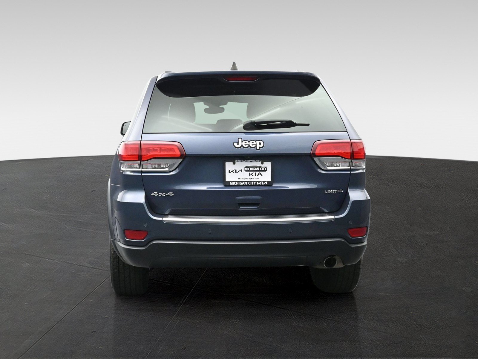 Used 2021 Jeep Grand Cherokee Limited AWD/4WD image 3