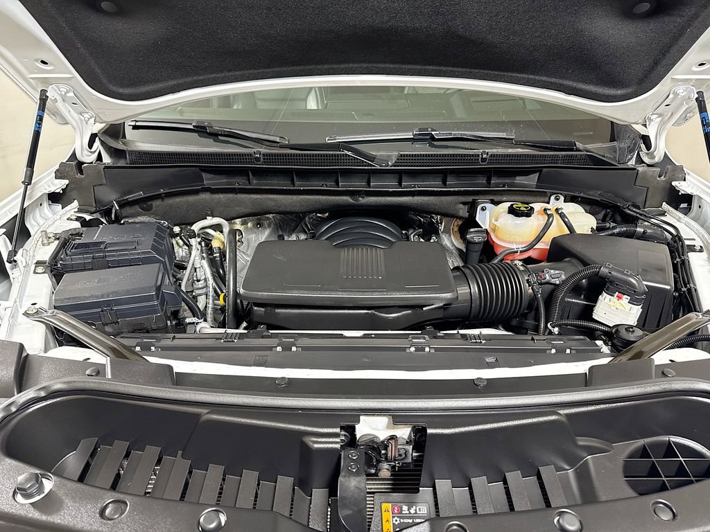 Certified 2025 GMC Yukon Denali image 30