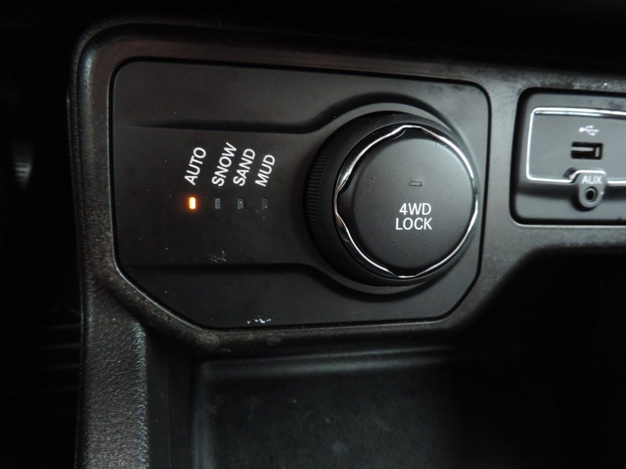 Used 2022 Jeep Renegade Latitude w/ Convenience Group image 26