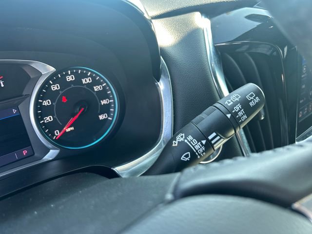 Used 2022 Chevrolet Traverse RS image 17