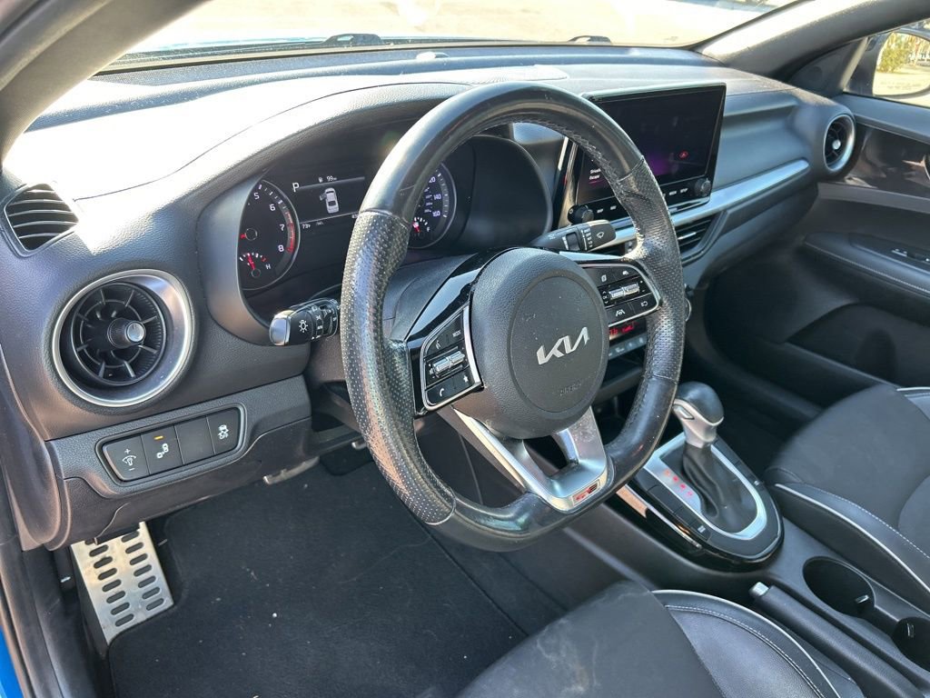 Used 2023 Kia Forte GT-Line image 22