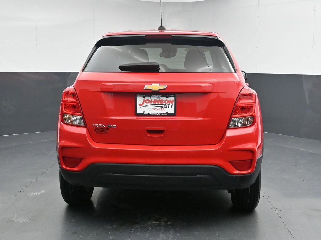 Used 2020 Chevrolet Trax LS w/ Tint and Cruise Package image 8