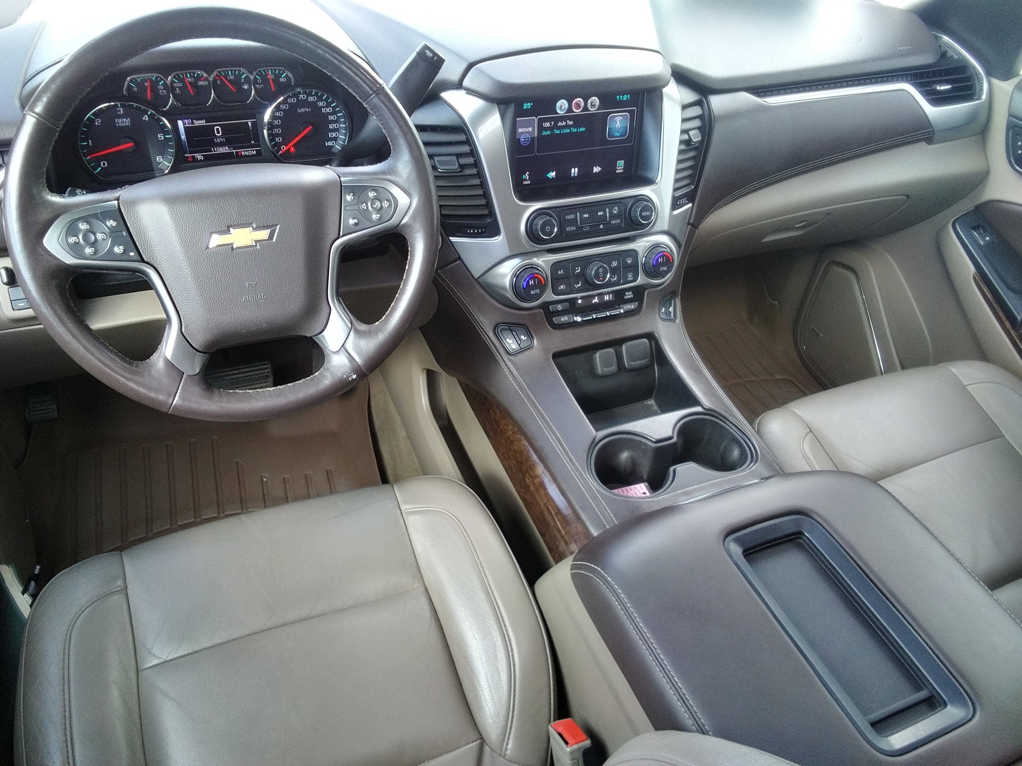Used 2015 Chevrolet Suburban LT AWD/4WD image 19
